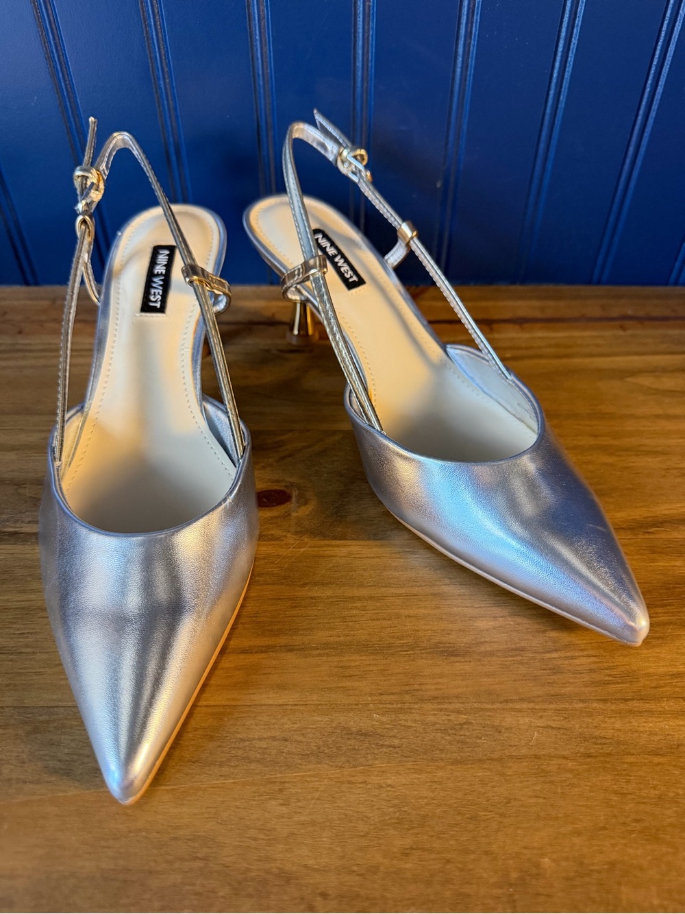 Nine West Rhonda3 Silver Metallic Slingback Kitten Heels Size 8M
